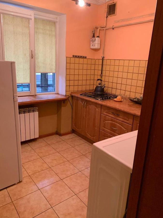 Апартаменти з усіма зручностями Чернівці Екстер'єр фото